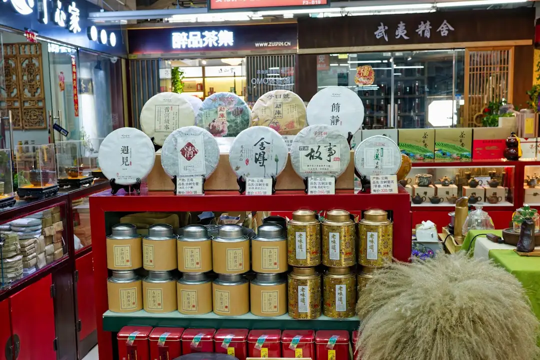 西南地区网架结构工程选材对比:彩钢板与H型钢应用分析